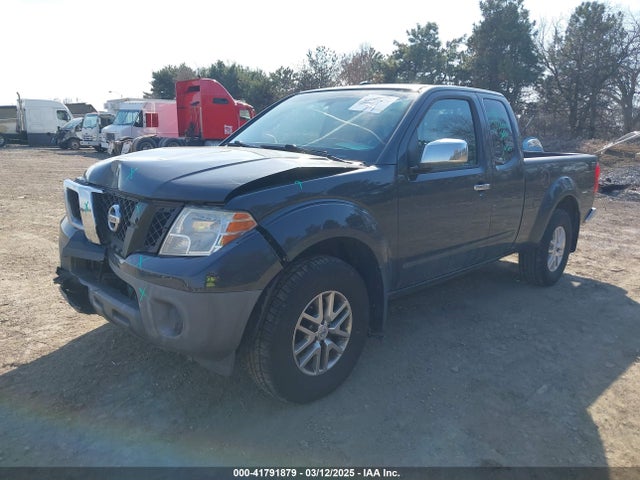 1N6AD0CW5EN751028 Nissan Frontier Sv