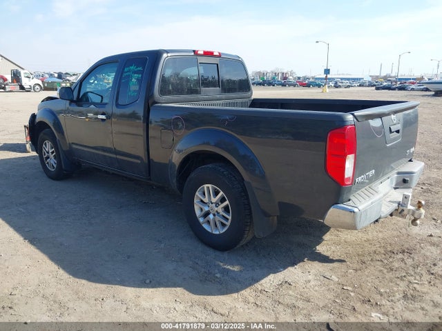 1N6AD0CW5EN751028 Nissan Frontier Sv