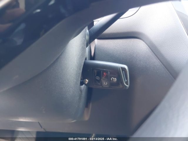 3VV1B7AX6JM079161 Volkswagen Tiguan 2.0t S