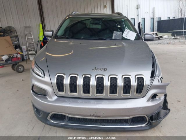 1C4PJLDS9HW650690 Jeep Cherokee Limited Fwd