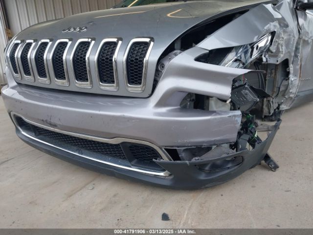 1C4PJLDS9HW650690 Jeep Cherokee Limited Fwd