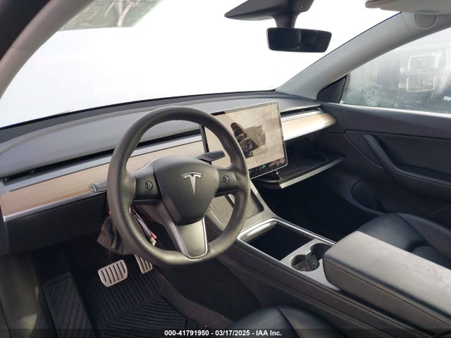 7SAYGDEF0NF448219 Tesla 2022