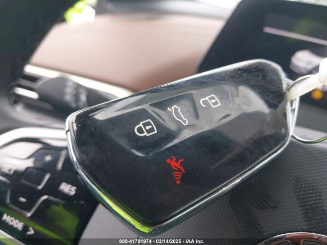 1V2DNPE83PC036900 Volkswagen Id.4 Awd Pro