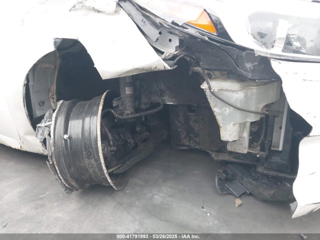 3KPFK4A74JE271563 KIA FORTE LX
