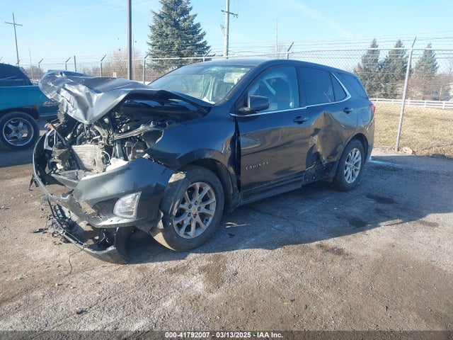 Chevrolet EQUINOX LT 2019 2GNAXKEV7K6111131 Image 2