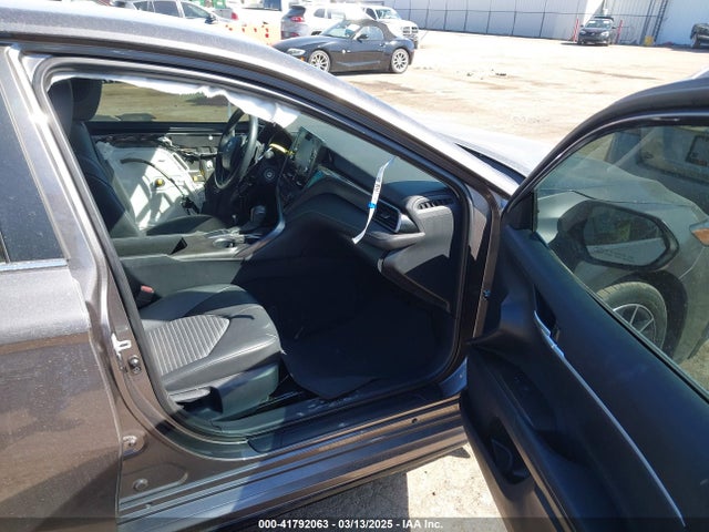 4T1G11AK9PU804233 Toyota CAMRY SE
