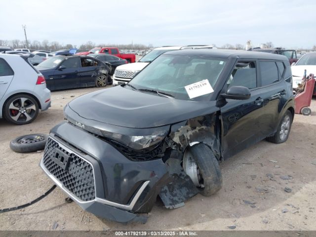 KNDJ23AU3P7866102 KIA SOUL LX
