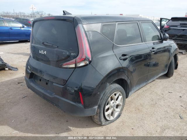 KNDJ23AU3P7866102 KIA SOUL LX
