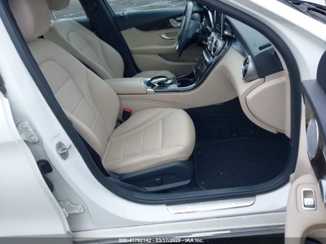 55SWF4KBXFU052095 Mercedes-Benz C 300 4matic/luxury 4matic/sport 4matic