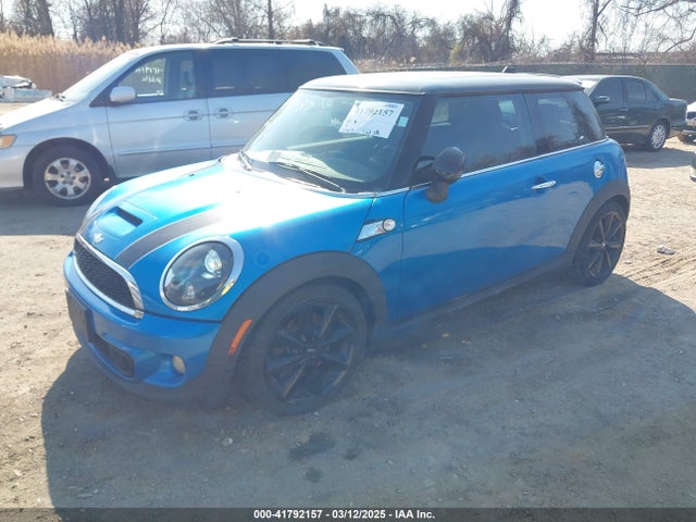 2012 MINI COOPER S WMWSV3C59CTY18006 Photo 1