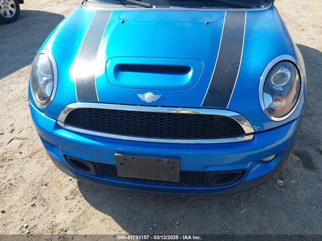 2012 MINI COOPER S WMWSV3C59CTY18006 Photo 5
