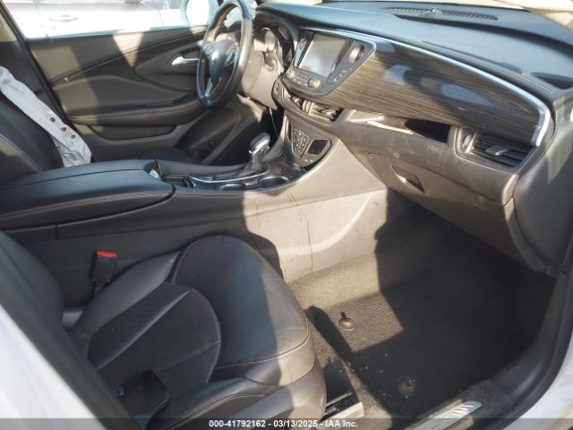 LRBFX2SA9JD009988 Buick Envision Essence