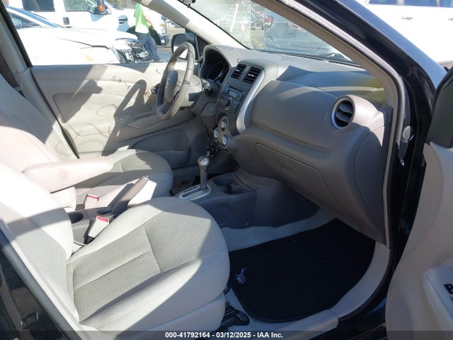 3N1CN7AP0EL832650 Nissan Versa 1.6 Sv