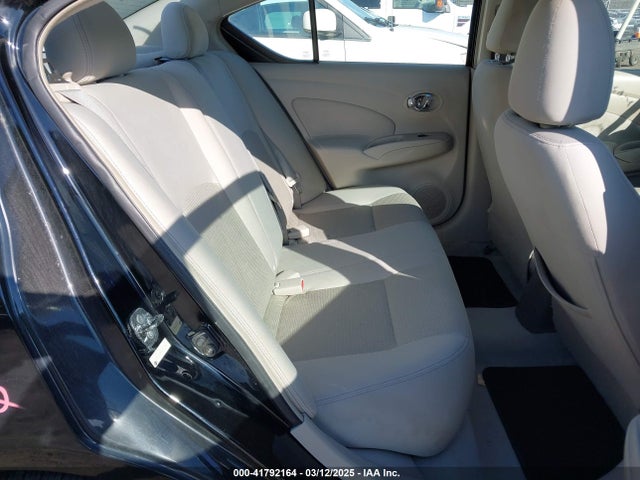 3N1CN7AP0EL832650 Nissan Versa 1.6 Sv