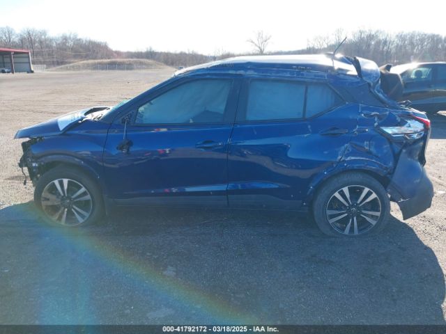 3N1CP5CU5KL518375 Nissan KICKS SV
