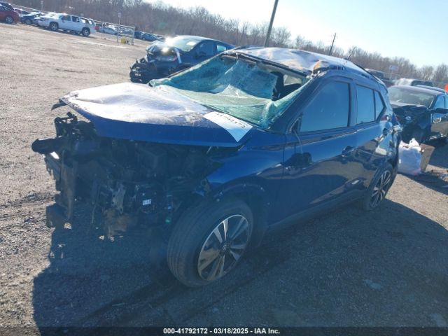 3N1CP5CU5KL518375 Nissan KICKS SV