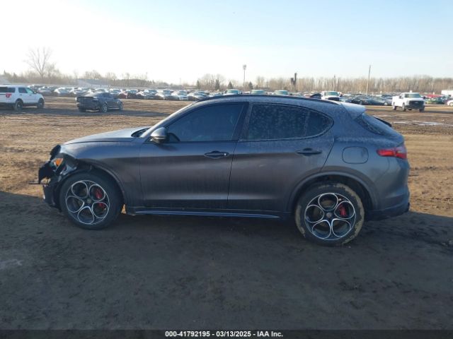 ZASPAKBN0M7D02652 Alfa Romeo Stelvio Ti Sport Awd