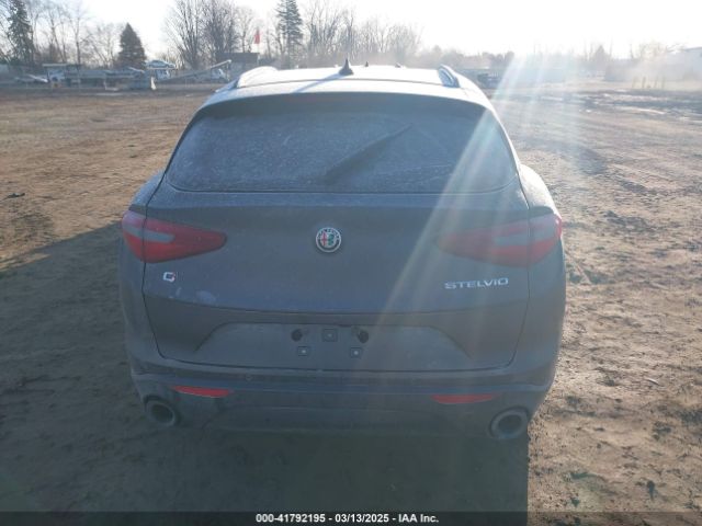 ZASPAKBN0M7D02652 Alfa Romeo Stelvio Ti Sport Awd