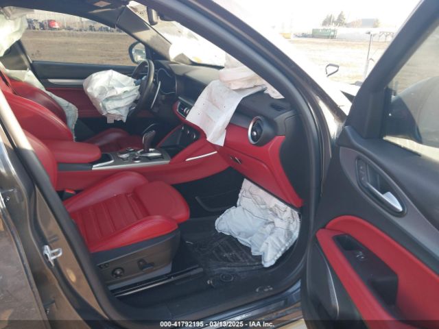 ZASPAKBN0M7D02652 Alfa Romeo Stelvio Ti Sport Awd