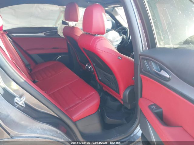 ZASPAKBN0M7D02652 Alfa Romeo Stelvio Ti Sport Awd