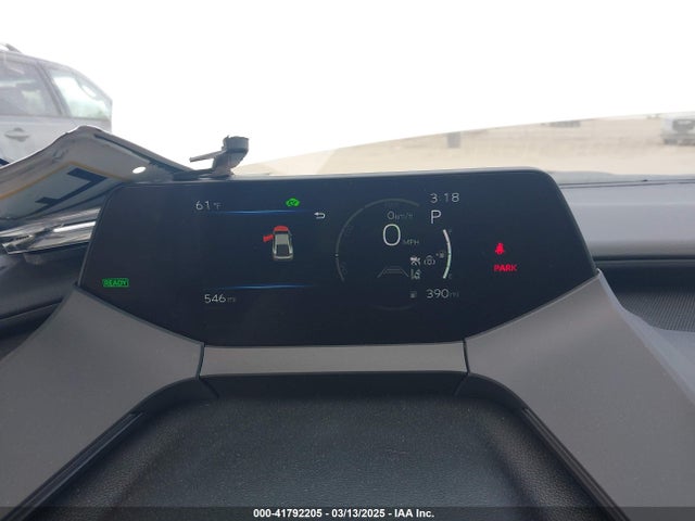 JTDADABUXR3017821 Toyota Prius Le Awd-e