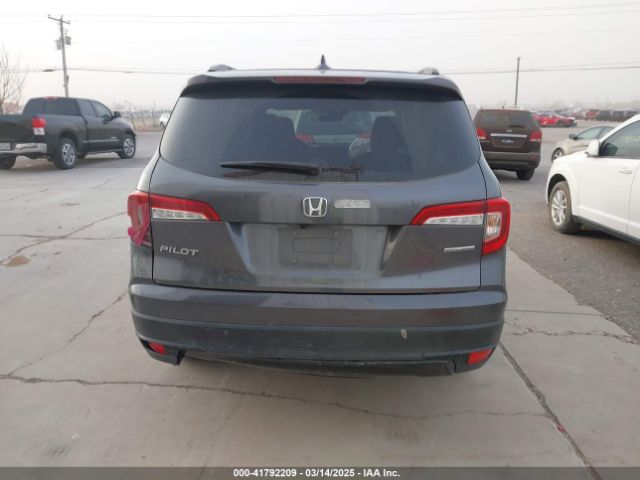5FNYF5H28NB035382 Honda Pilot 2wd Special Edition