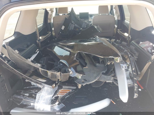 1FMJU1HT1NEA48965 Ford Expedition Xlt