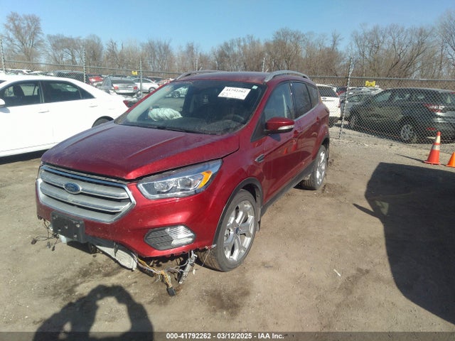 1FMCU0J94KUC22191 Ford Escape Titanium