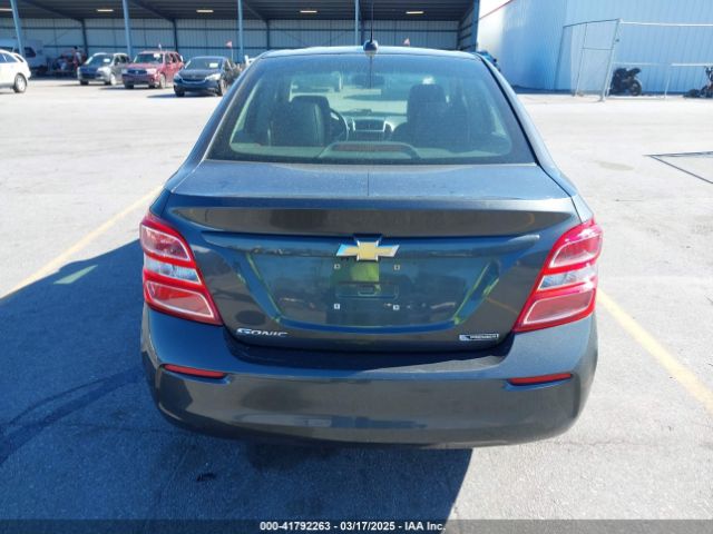 1G1JF5SB5K4127944 Chevrolet Sonic Premier Auto