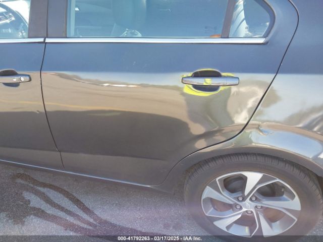 1G1JF5SB5K4127944 Chevrolet Sonic Premier Auto