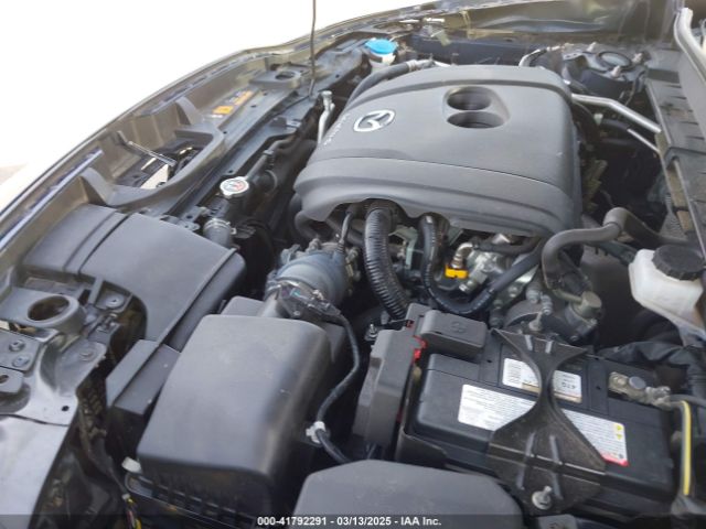 3MVDMBBLXLM105461 Mazda CX-30