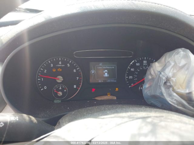 5XYPG4A32GG096129 KIA Sorento 2.4l Lx