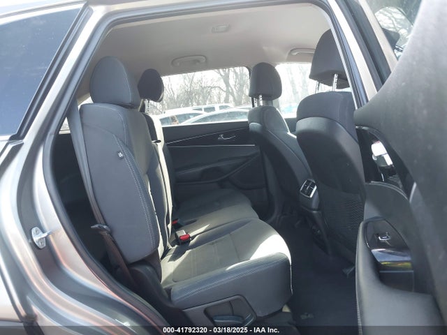 5XYPG4A33HG268167 KIA Sorento 2.4l Lx