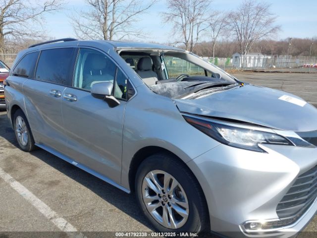 5TDJSKFC5PS106883 Toyota SIENNA XLE