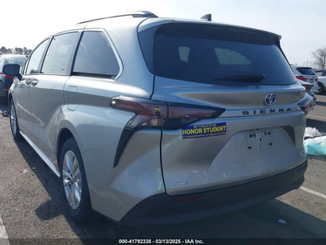 5TDJSKFC5PS106883 Toyota SIENNA XLE
