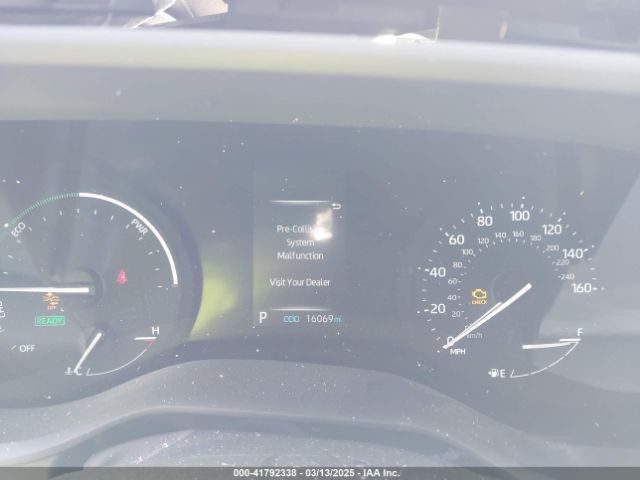 5TDJSKFC5PS106883 Toyota SIENNA XLE