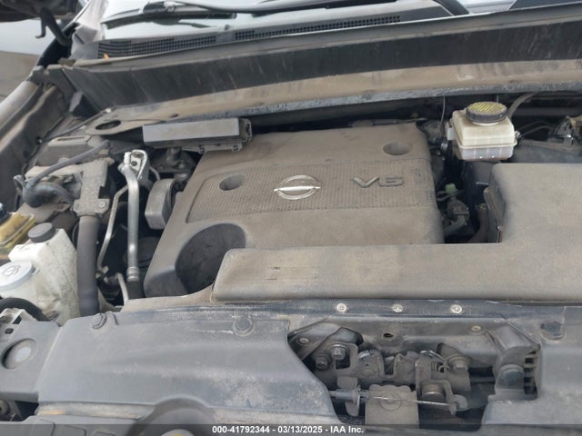 5N1AR2MM3EC687267 Nissan Pathfinder Sv