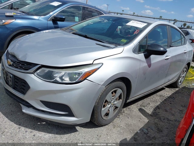 1G1BC5SM9H7266013 Chevrolet Cruze Ls Auto