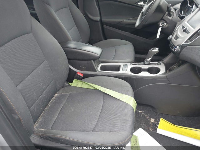 1G1BC5SM9H7266013 Chevrolet Cruze Ls Auto