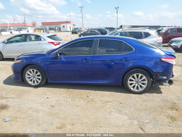 4T1B11HK2JU523768 Toyota CAMRY LE