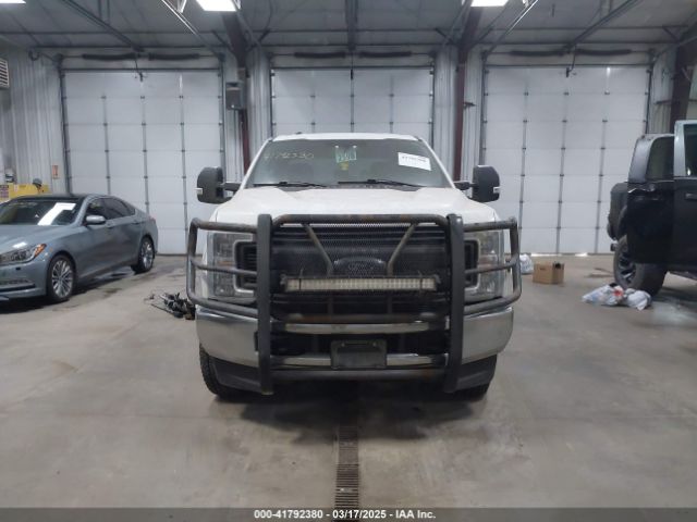 1FT7W2BT5KEG50397 Ford F-250 Xl