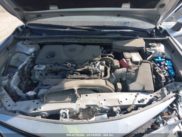 4T1C11AKXNU629213 Toyota CAMRY LE
