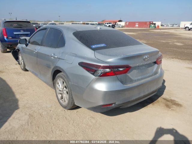 4T1C11AKXNU629213 Toyota CAMRY LE