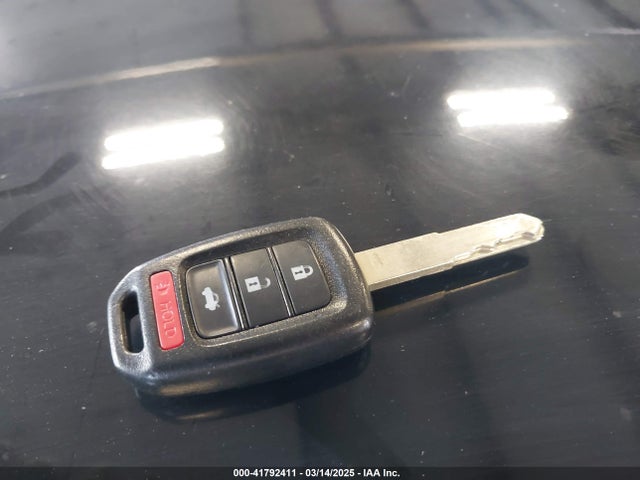 19XFC2F52GE218572 Honda Civic Lx