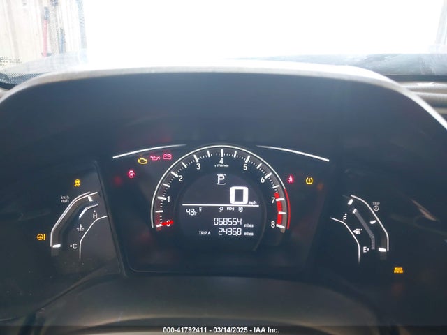 19XFC2F52GE218572 Honda Civic Lx