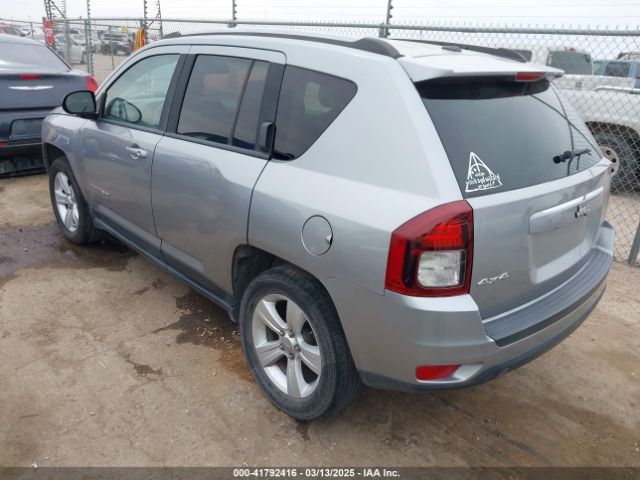 1C4NJDBB8GD780146 Jeep Compass Sport