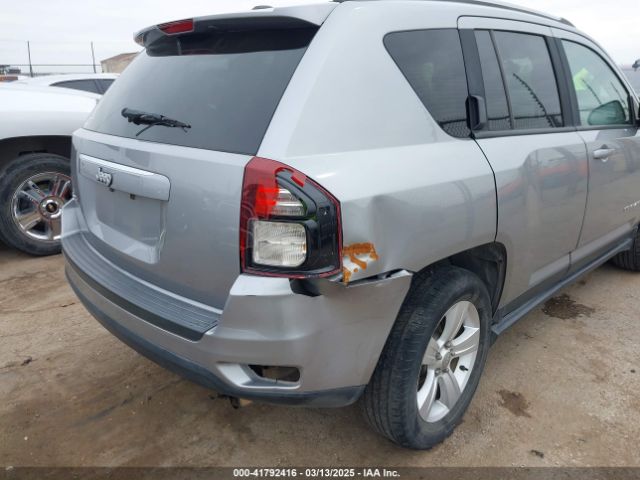 1C4NJDBB8GD780146 Jeep Compass Sport