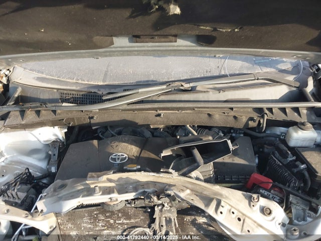 5TDJZRFH0HS382194 Toyota Highlander Xle