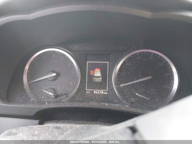 5TDJZRFH0HS382194 Toyota Highlander Xle