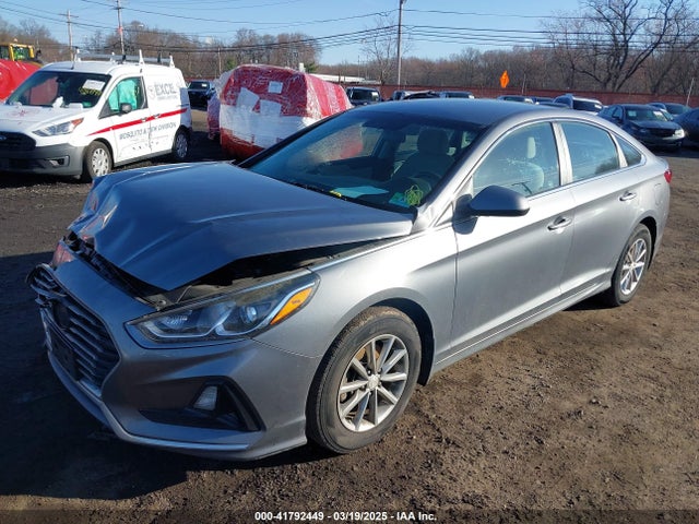 5NPE24AF9JH674582 Hyundai SONATA SE